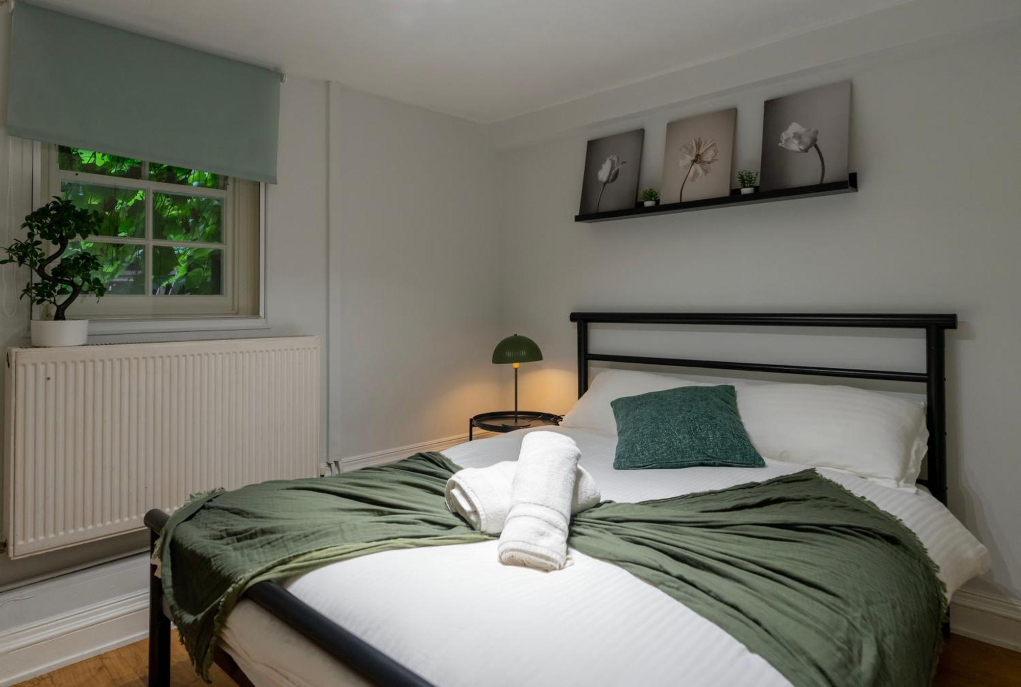 런던 Gorgeous 2Bed House In New Road 아파트 외부 사진