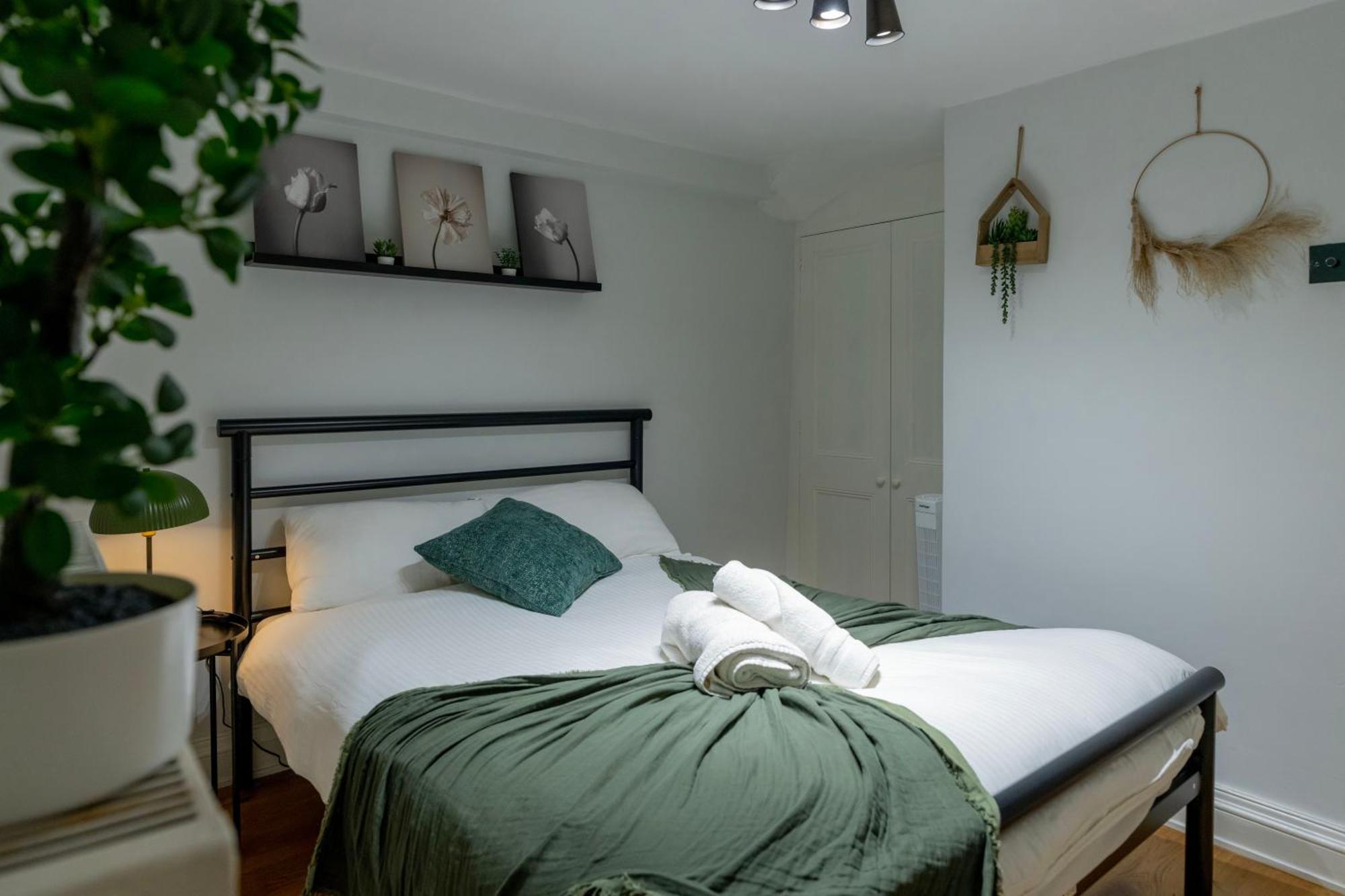 런던 Gorgeous 2Bed House In New Road 아파트 외부 사진