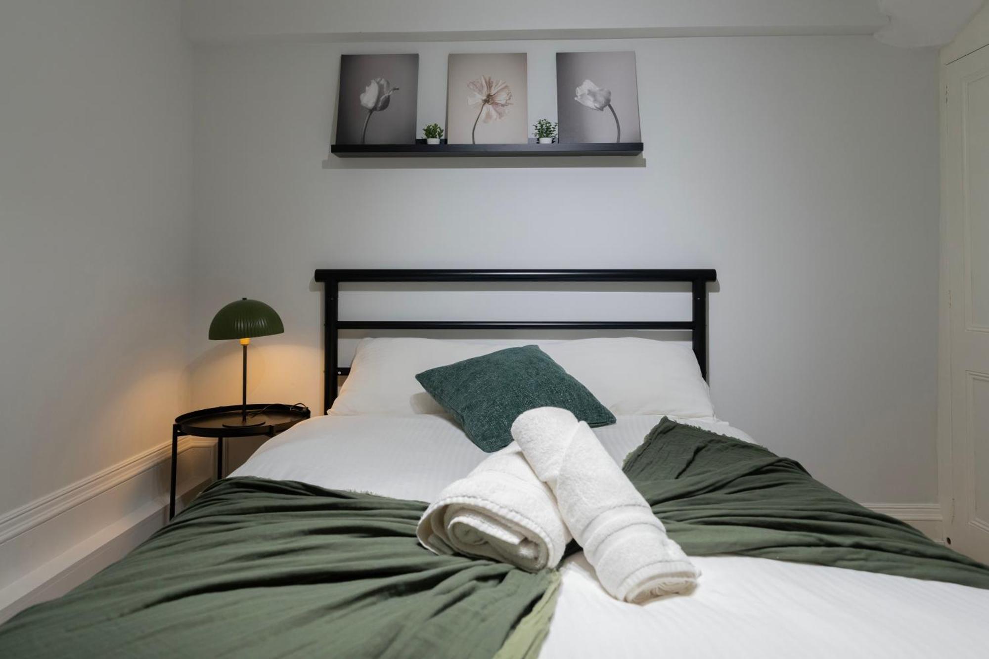 런던 Gorgeous 2Bed House In New Road 아파트 외부 사진